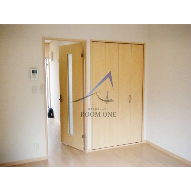 居室・リビング　洋室のお部屋です。