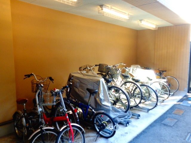 駐車場　駐輪場