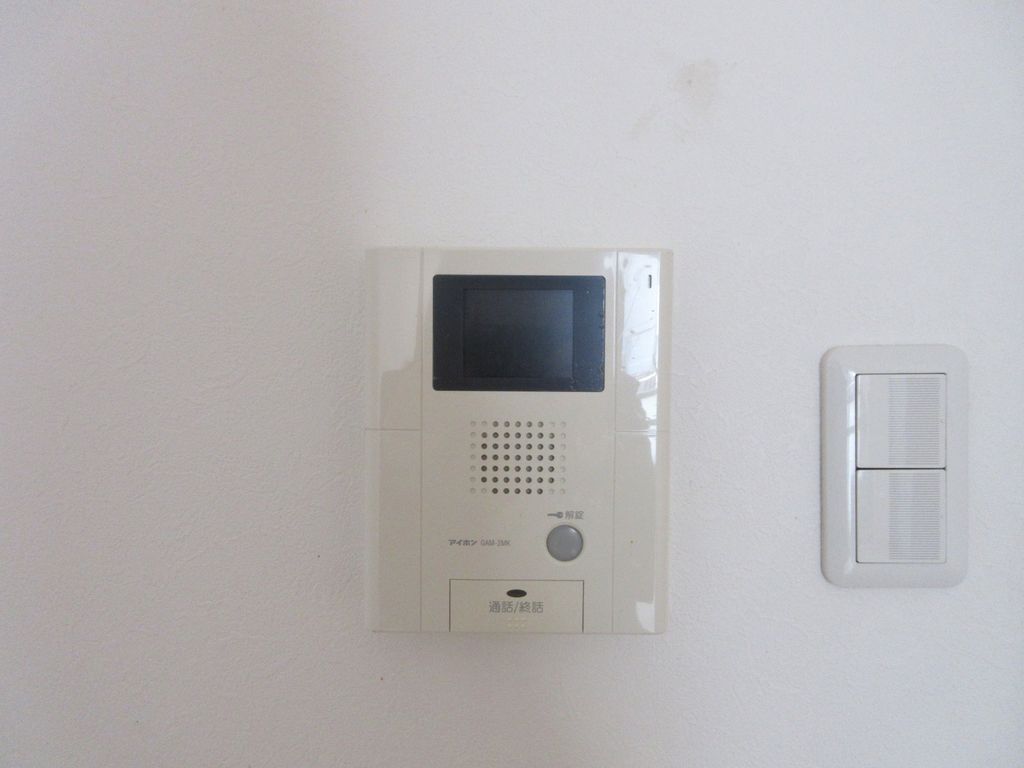 セキュリティ　TVモニター付きインターホン(別部屋参考写真)