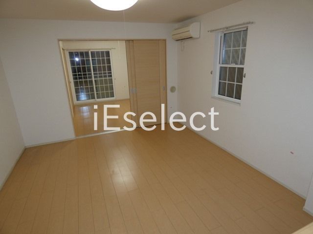 居室・リビング　12帖のリビングスペース