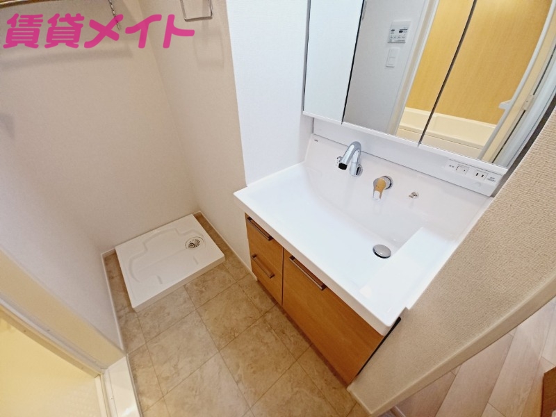 洗面設備　同型別部屋参考写真です