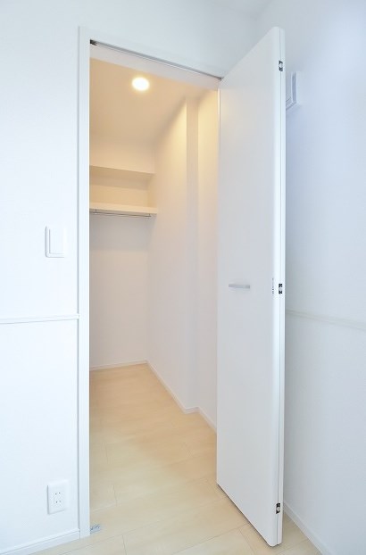 収納　ウォークインクローゼット