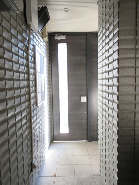 ロビー　オートロック付エントランス