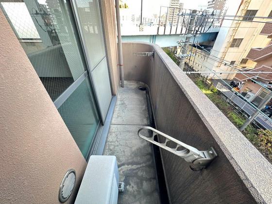 バルコニー　※別部屋の写真です