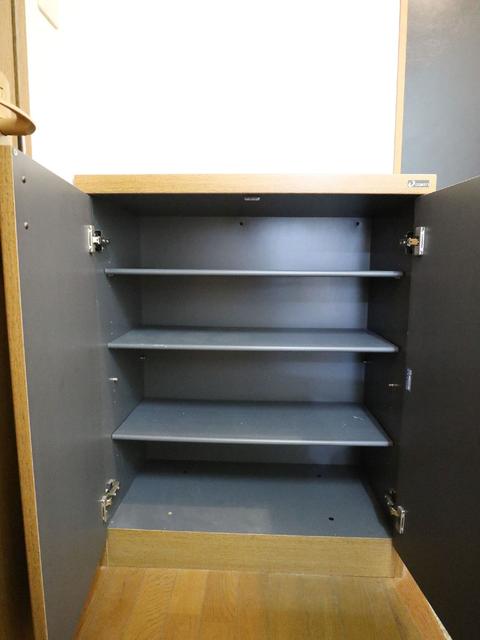 収納　収納　シューズボックス