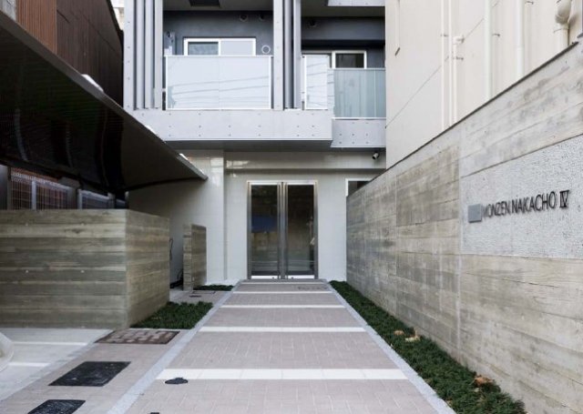 駐車場　※参考写真