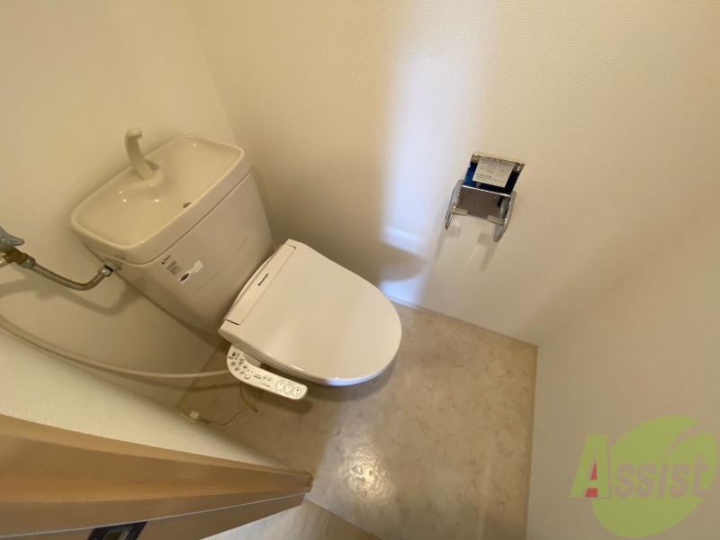 トイレ　ウォシュレット機能がついたトイレ。安心して使用できますね。