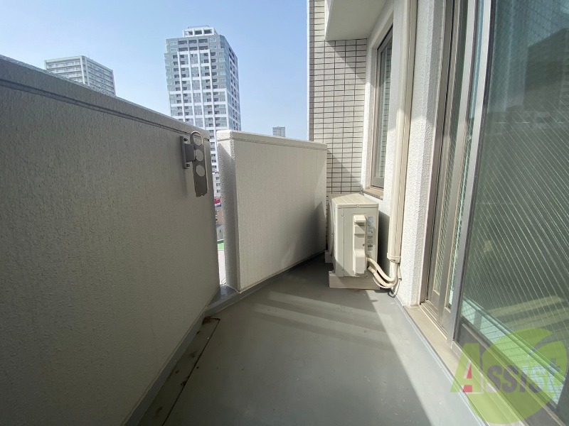 バルコニー　バルコニーです。洗濯物を干したり一息ついたりできますね！