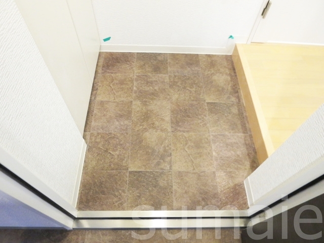 玄関　十分なスペースの玄関です