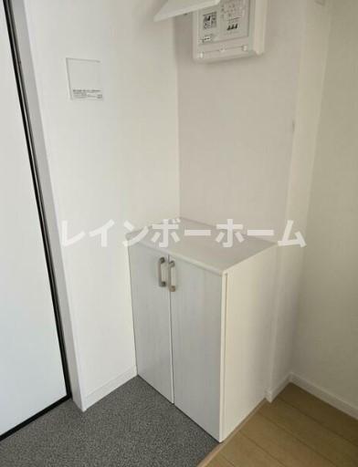 玄関　※別部屋参考写真