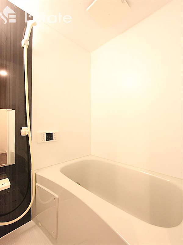 バス・シャワールーム　バスルーム