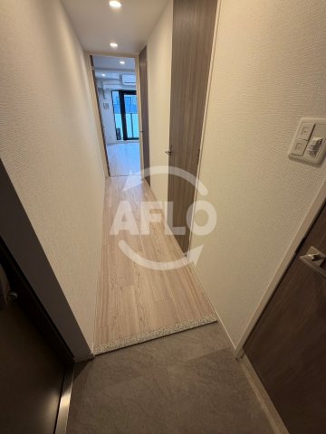 玄関　Metrosa谷町六丁目South　玄関