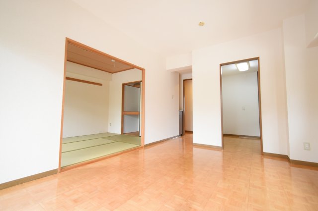 居室・リビング　別部屋参考写真