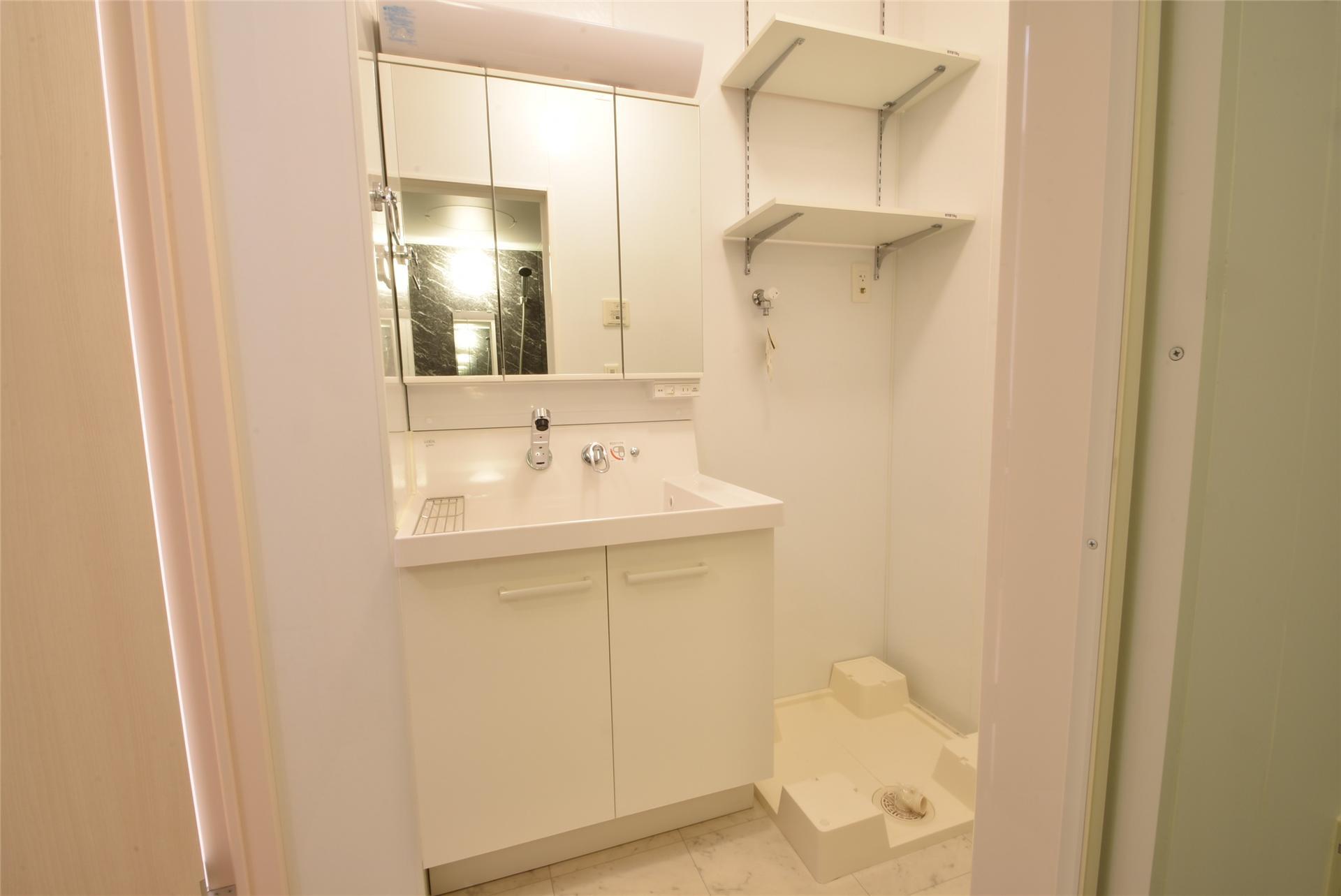 洗面設備　※105号室参考写真