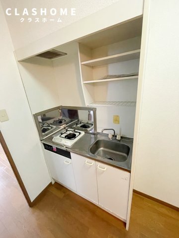 キッチン　同物件の別部屋になります。