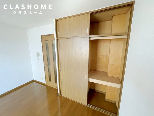 収納　同物件の別部屋になります。