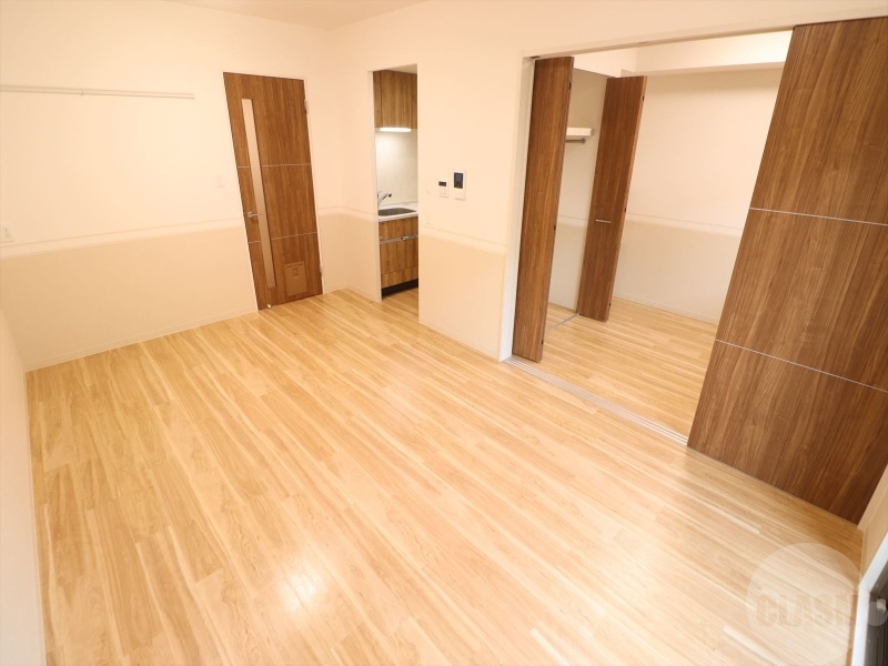 居室・リビング　１３．４帖のリビングルーム