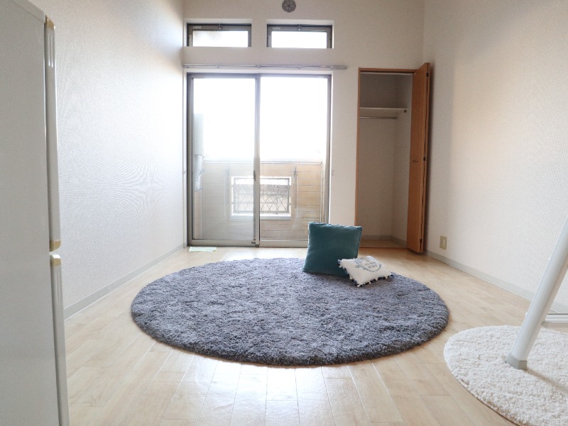 居室・リビング　備品は付いておりません。