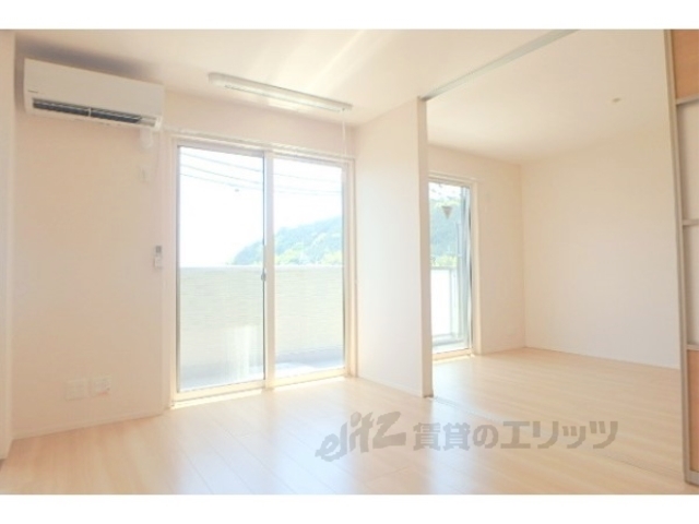 居室・リビング　洋室