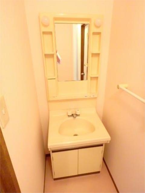 洗面設備　別タイプのお部屋の参考写真