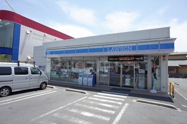 コンビニ　ローソン船橋薬円台一丁目店（コンビニ）まで370m