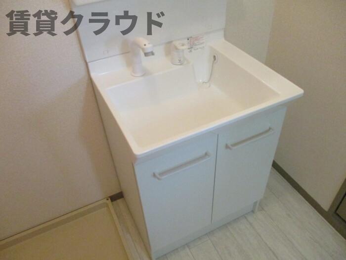 洗面設備　同じ建物の別のお部屋の写真になります！