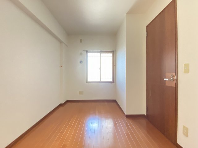 その他部屋・スペース　使い勝手のいい寝室です