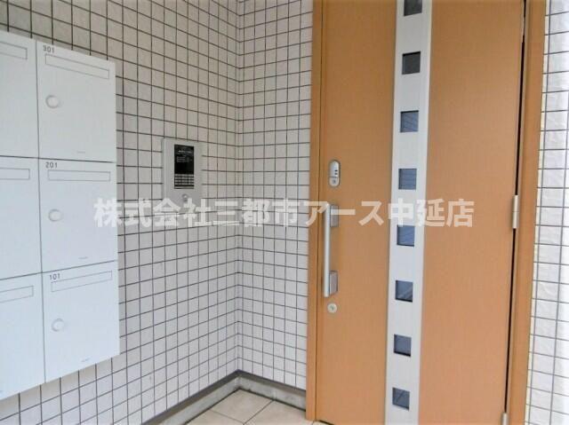 エントランス　パークヒルズ目黒　は三都市アース中延店へお任せください！　ご