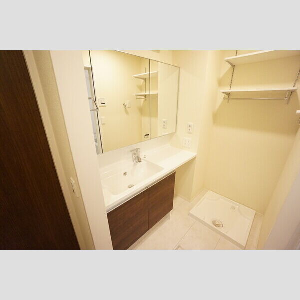 洗面設備　洗面室