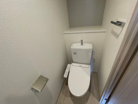 トイレ　※別部屋の写真です