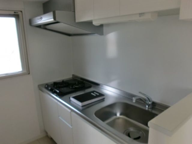 キッチン　キッチン　広めのシンクに二口ガスコンロ♪