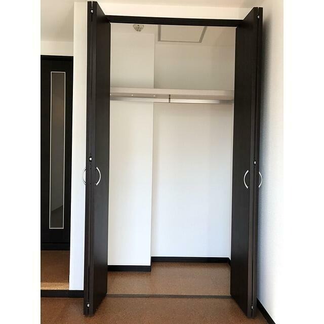 収納　※同仕様写真含む