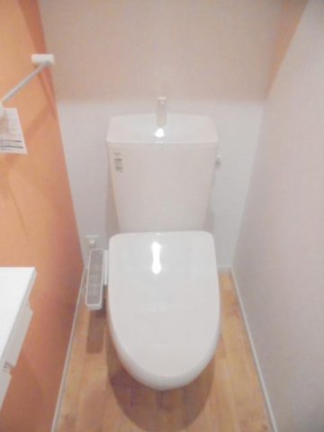 トイレ　シンプルで使いやすいトイレです