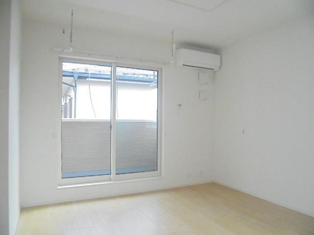 居室・リビング　ゆったりとした居間です