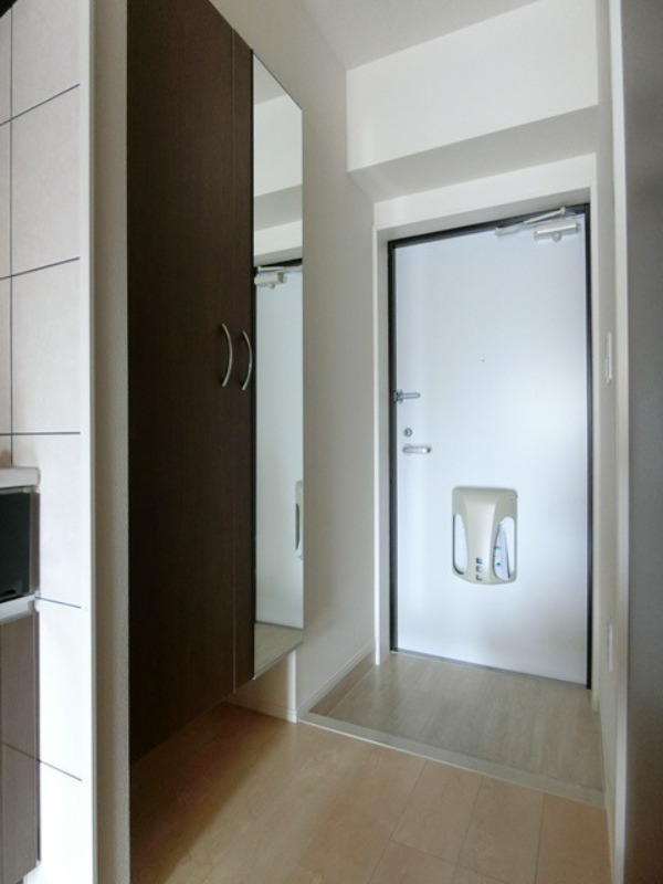 玄関　図面と現状に相違がある場合には現状を優先