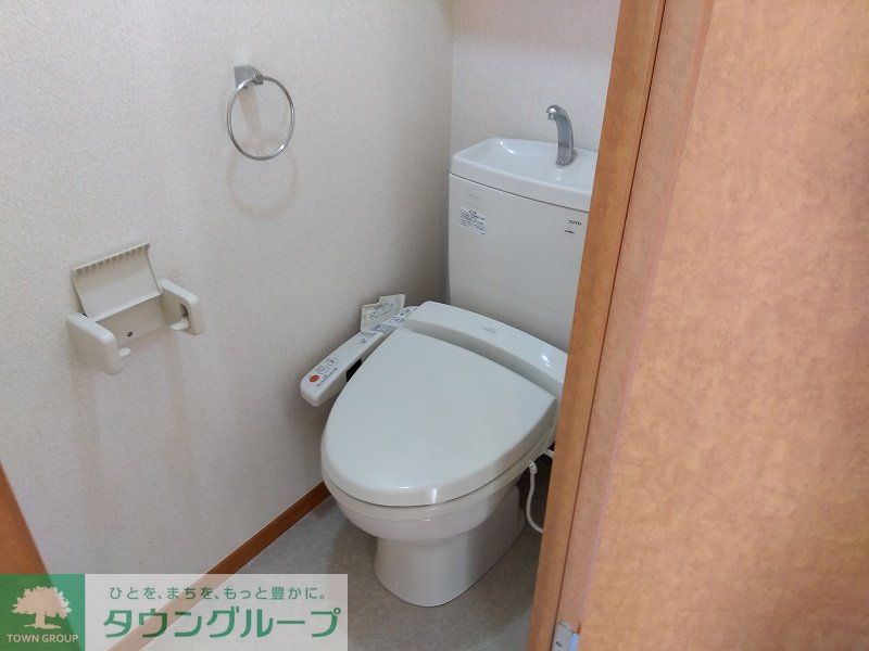 トイレ　温水便座付き♪