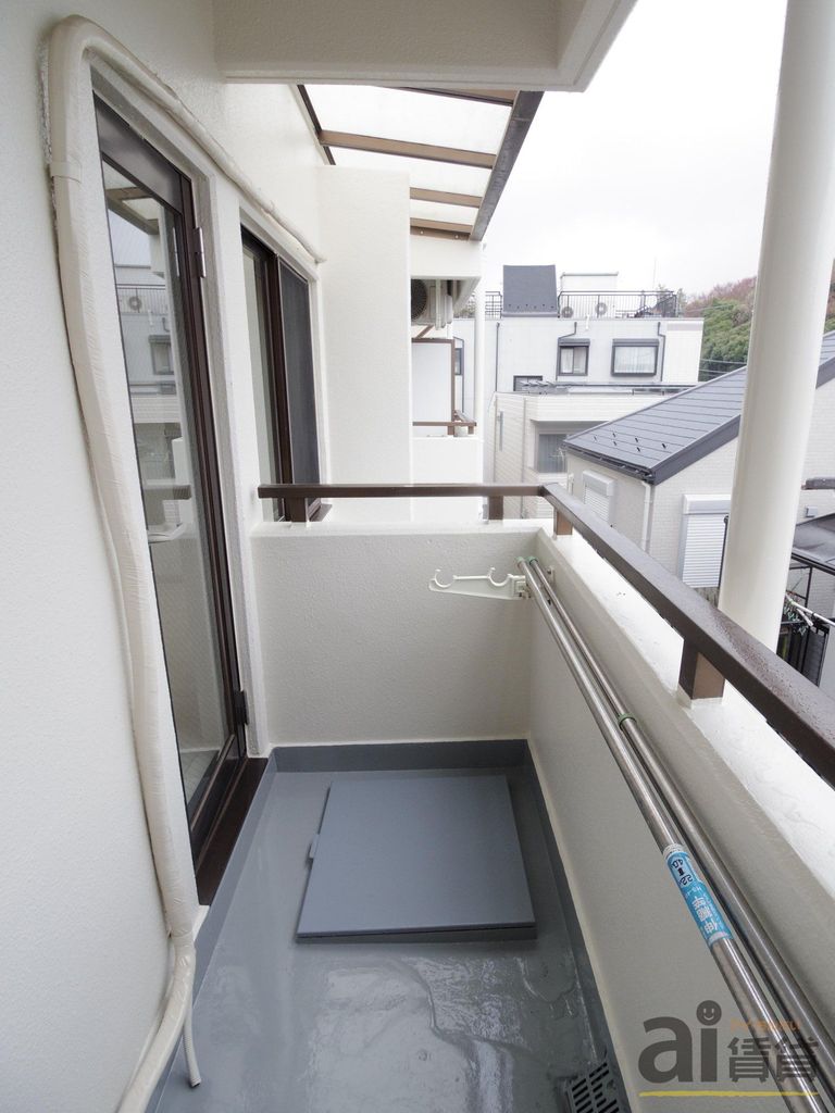 バルコニー　※同仕様写真