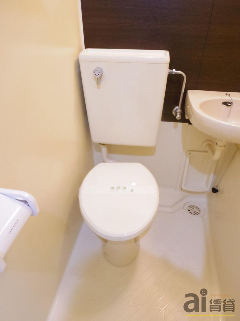 トイレ　※同仕様写真