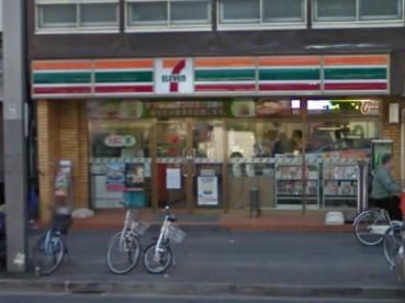 コンビニ　セブンイレブン（コンビニ）まで415m