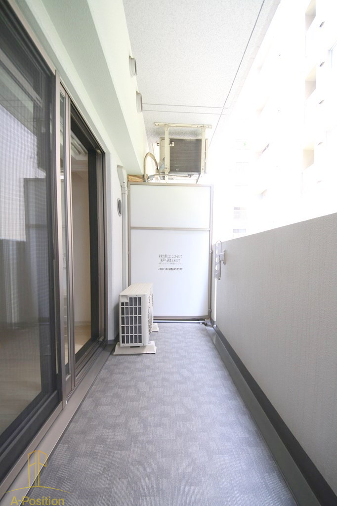 バルコニー　LAV心斎橋WEST