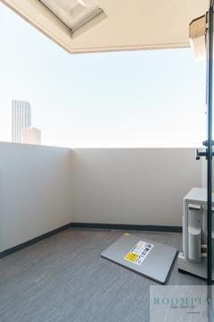 バルコニー　※同タイプの別のお部屋です。