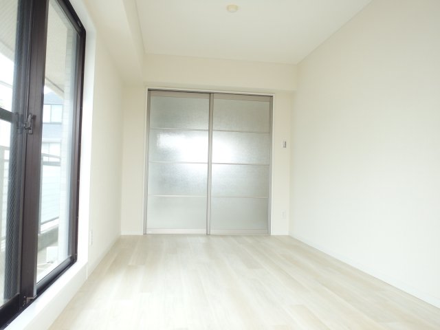 その他部屋・スペース　洋室（約7.2帖）天井・壁・床　新