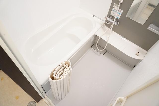 バス・シャワールーム　浴室