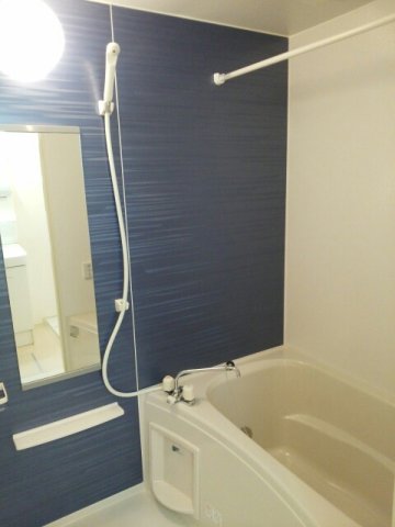 バス・シャワールーム　お風呂です