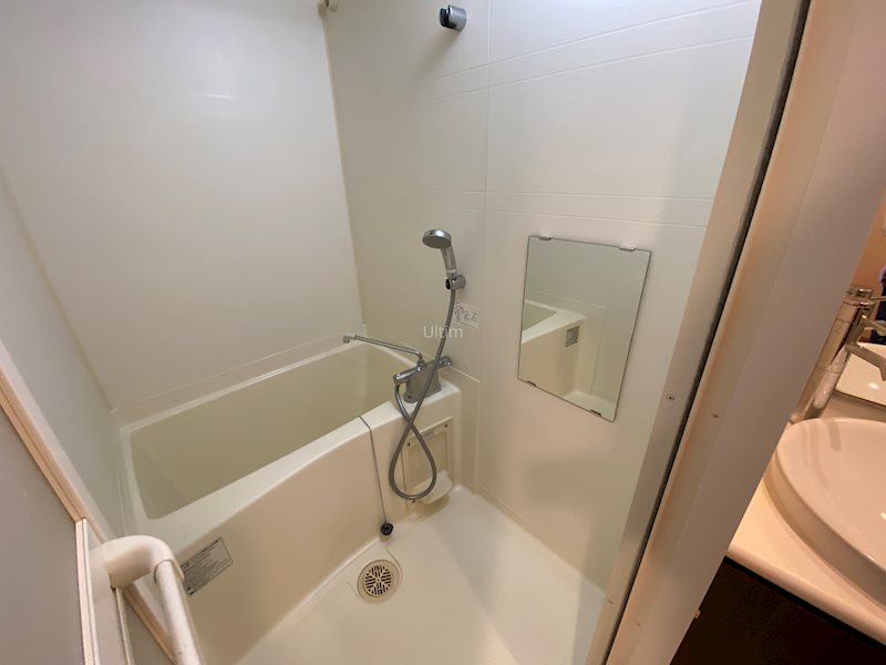 バス・シャワールーム　別部屋のお写真です。ご参考までに！