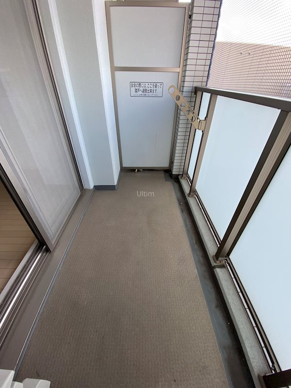 バルコニー　別部屋のお写真です。ご参考までに！