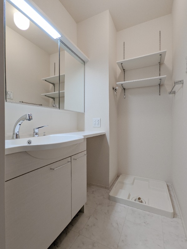 洗面設備　図面と現状に相違がある場合には現状を優先