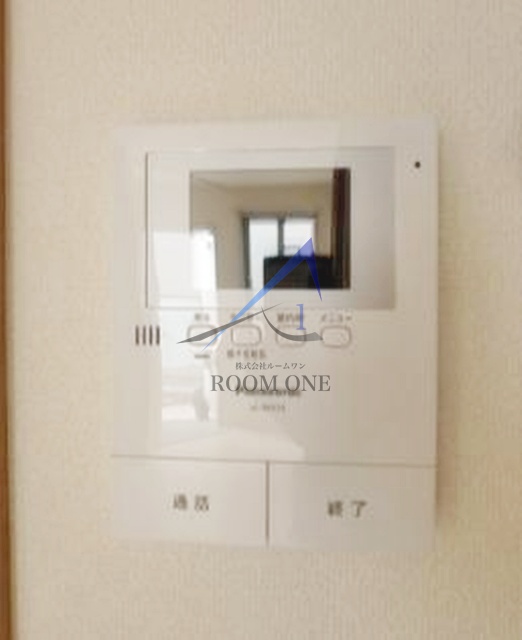 セキュリティ　モニター付きインターホンです。