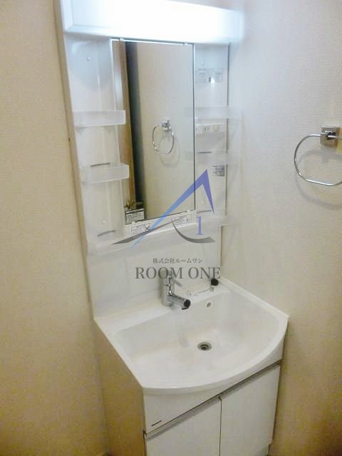 洗面設備　洗面台です。