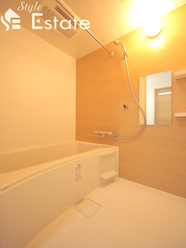 バス・シャワールーム　浴室乾燥機付バスルーム